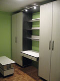 Plakar sa radnim stolom